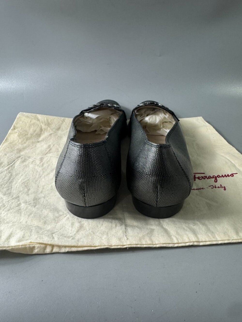 Salvatore Ferragamo Gray Lizard embossed Leather Loafer, Size 8 AAAA - Picture 7 of 15